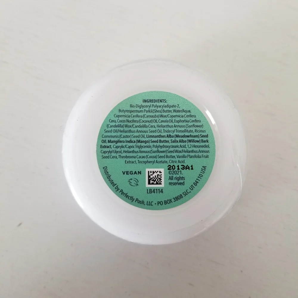 2/$14 Perfectly Posh Word of Mouth Lip Mask